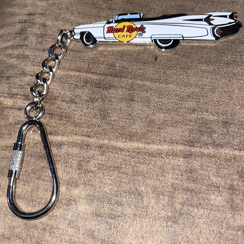 NWOT Hard Rock Cafe Key Chain